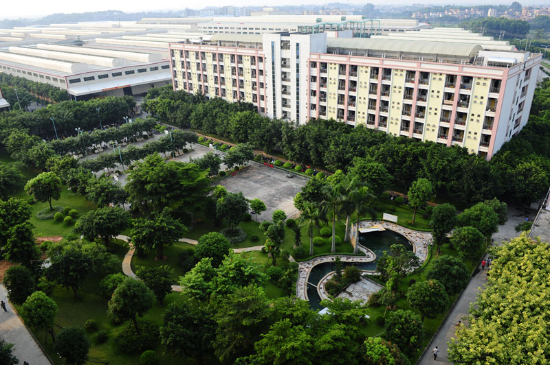 花園式的廠區(qū)風(fēng)貌