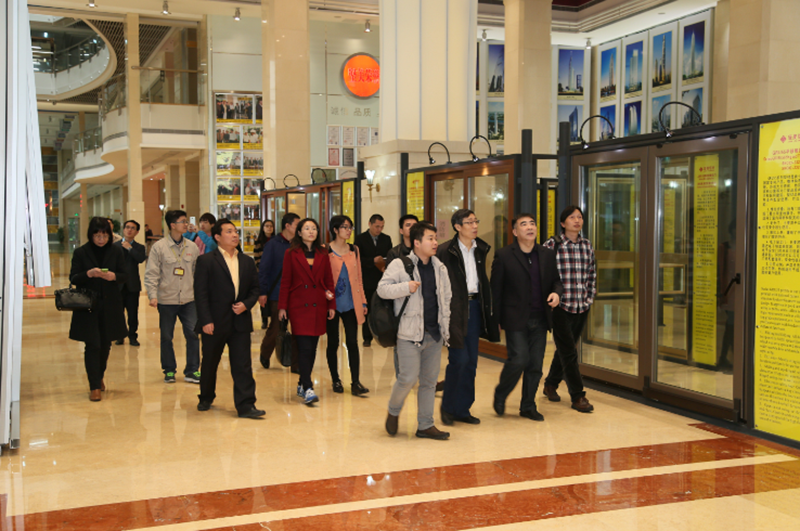 南海區(qū)發(fā)改局、佛山高新區(qū)一行蒞臨堅(jiān)美參觀