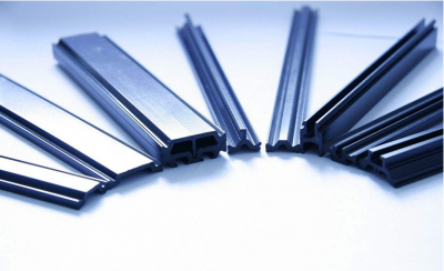 影響鋁型材涂料未來發(fā)展的因素有哪些？