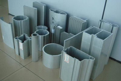 工業(yè)鋁材-工業(yè)鋁有什么樣的優(yōu)點，與其他金屬有什么不一樣？