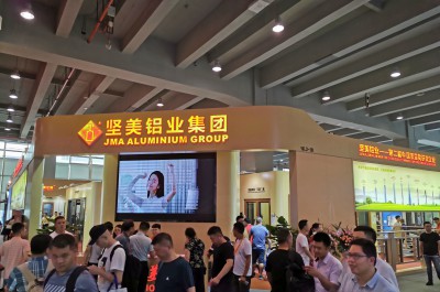 實(shí)力圈粉！堅(jiān)美系統(tǒng)門窗亮相廣州建博會